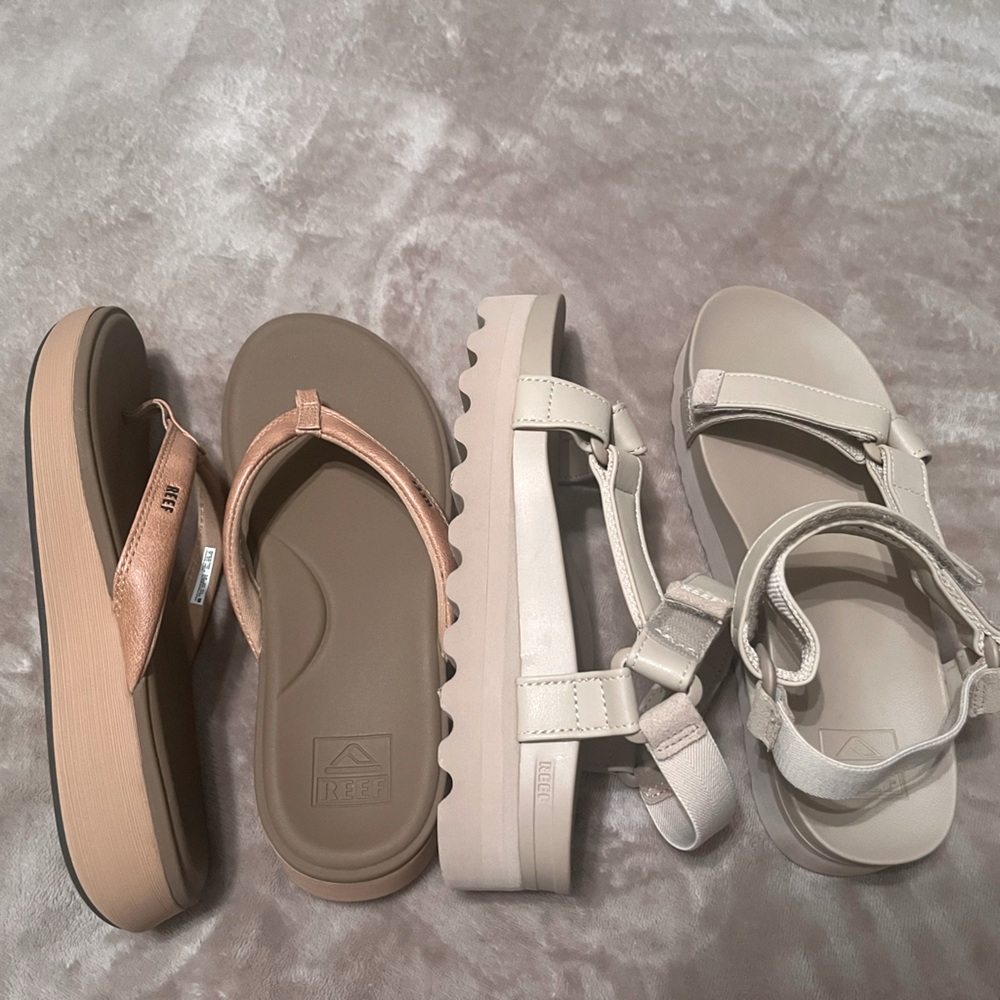 Reef sandals. New without tags, never worn. Brown & nude sandal. Size 7 bundle